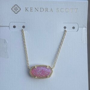 NWT- Kendra Scott Elisa Gold Short Necklace